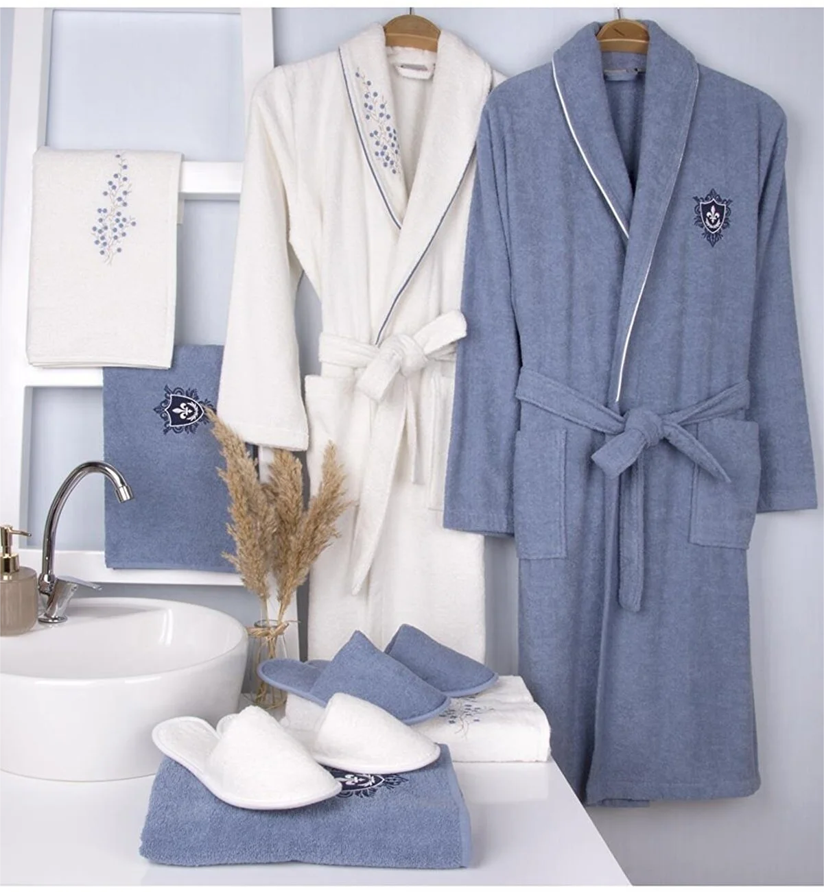 OEM LOGO Customizable  High Quality wholesale Family Couple Bathrobe Bath Towel Set Unisex 100% Cotton Terry Pajama robes supplier