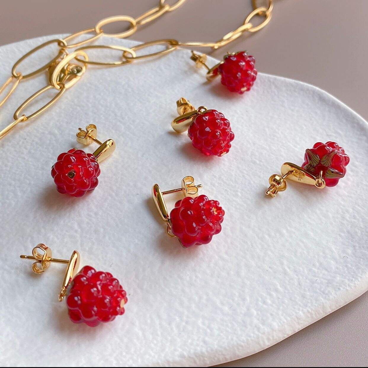 Wholesale Fashion Cute Necklace Ear Stud Fruit Dangle Necklace Personality Gold Plated Jewelry Set For Women manufacture