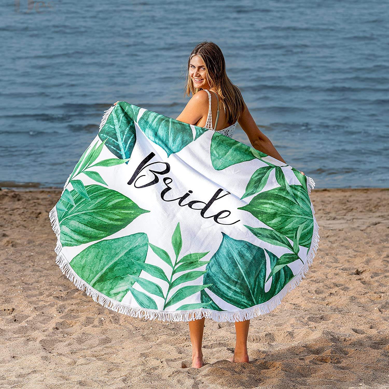 Luxury Custom 100% Microfiber Round Beach Towel With Tassels Beach Towel Custom Design manufacture