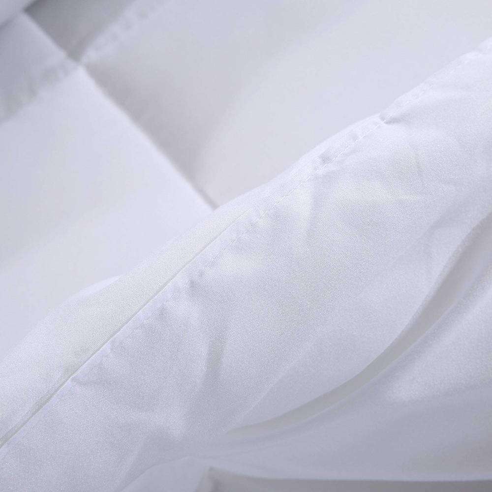 Wholesale comforter down alternative quilt polyester duvet details