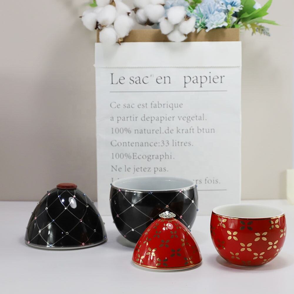 Synwish Custom Printed Egg Shaped Black Candle Jars Ceramic Candlestick Holder with Lids supplier