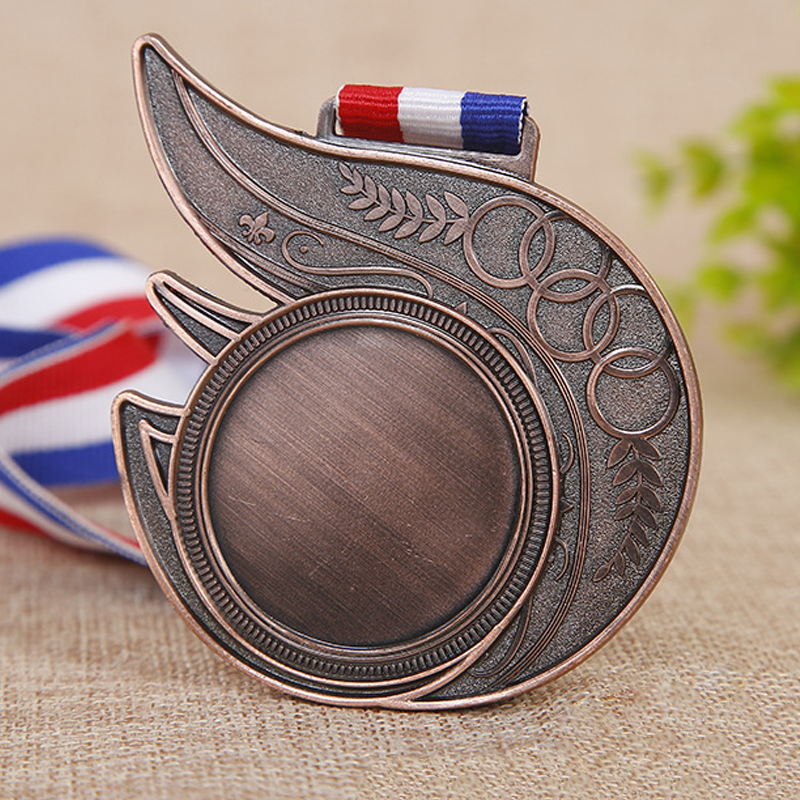 Custom Zinc Alloy Antique Plating Metal Sport Ocean Medals Running Finisher Medal with Ribbon manufacture