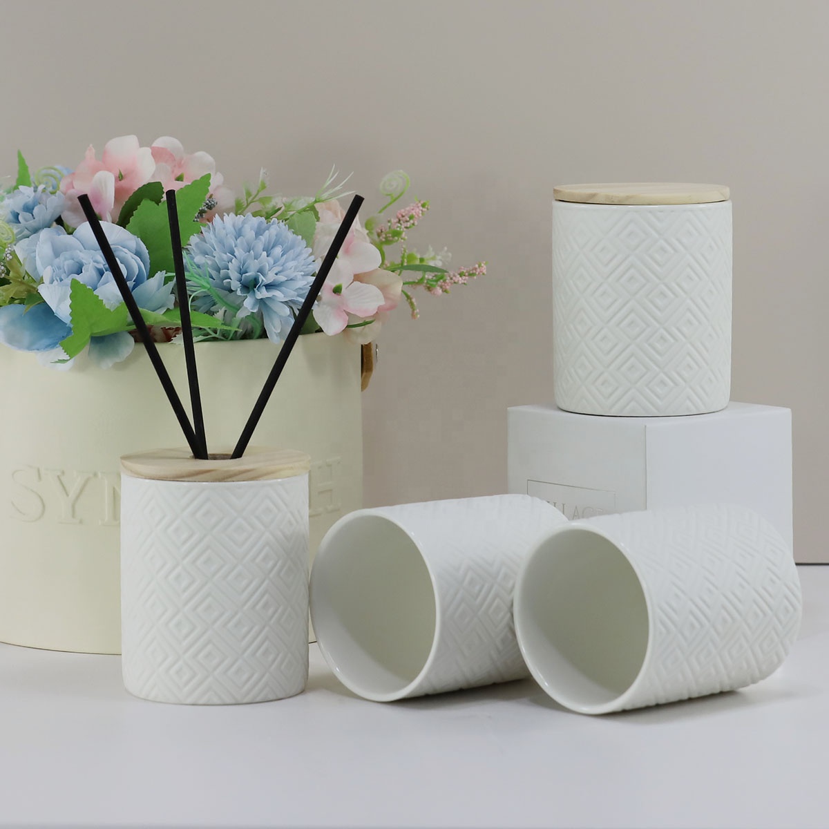 Synwish Custom clay embossed pattern style other candle holders, lanterns and candle jars ceramic empty luxury packaging supplier