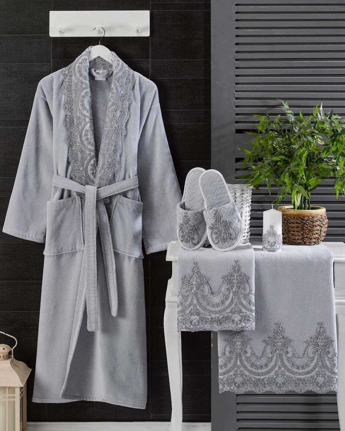 Wholesale Luxury Terry Bathrobe Sleepwear Set for Men Custom Hood Collar Plus Size Solid Pattern Wholesale bathrobe factory