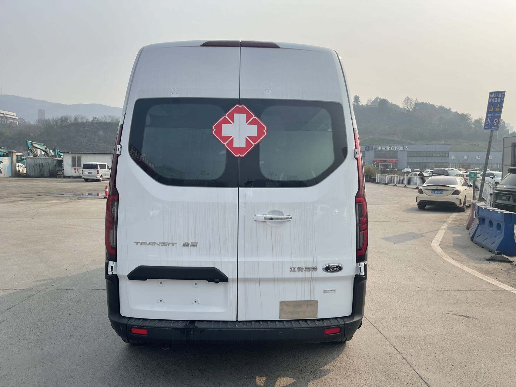 2024 Ford Transit 162KW Ambulance Car factory