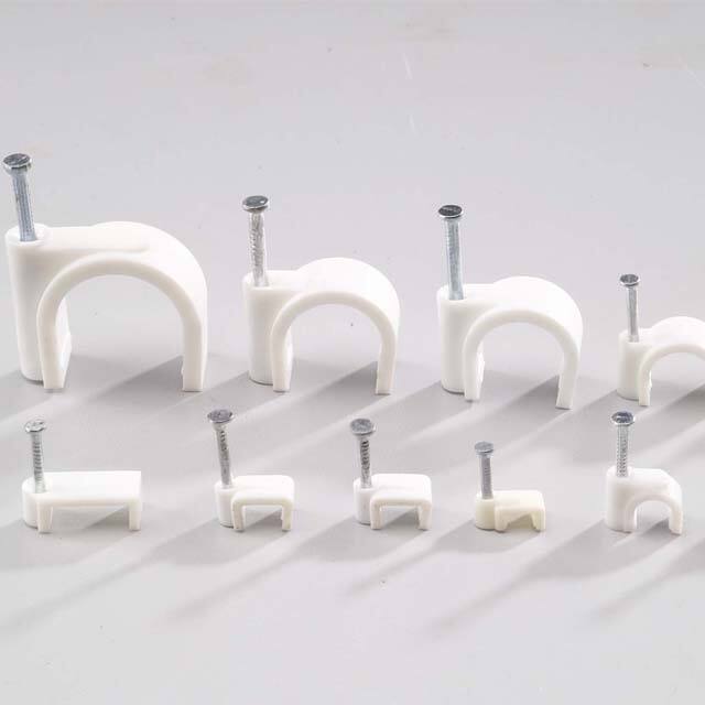 White Plastic Electric Circle Cable Clip with Nails manufacture