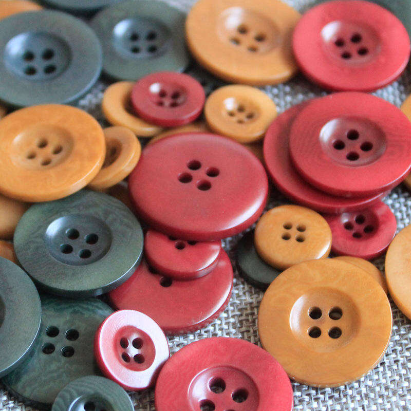 4 holes natural tagua nut button corozo button