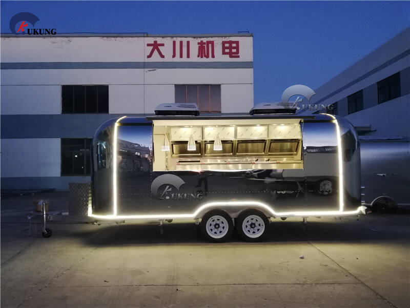 UKUNG hot sale productive baking equipment mobile ice cream machine customized snack machines airstream food truck manufacture