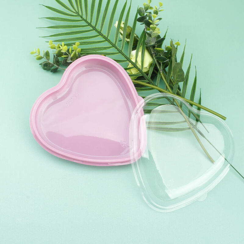 Competitive price and hot selling heart-shaped box with clear lid as gift box for packaging fruit candy cake sushi factory