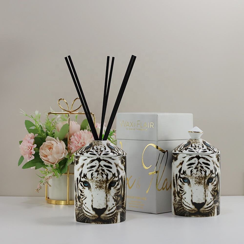 Design Empty White Luxury Embossed Ceramic Candle Jars Containers With Metal Swan Lid Unique Ceramic Reed Diffuser Vessels manufacture