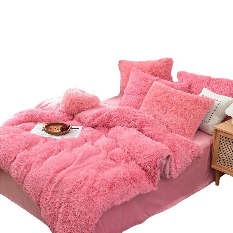 Deluxe woollen Plush Shaggy Ultra Soft Velvet Fluffy bedding set Fluffy duvet luxury details