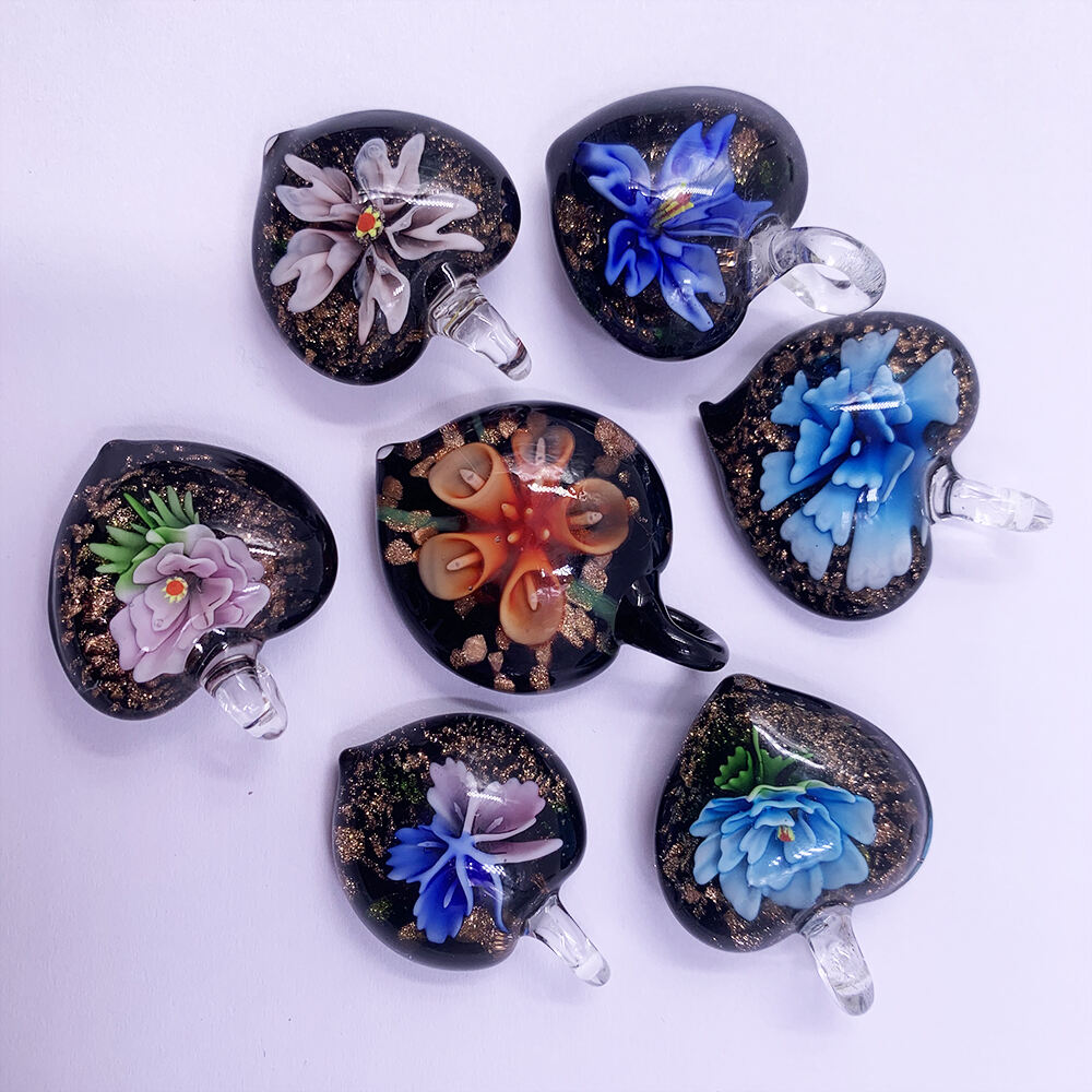 Best Selling Valentines Mix Irregular glass heart DIY glass Pendants for Necklace Pendant manufacture