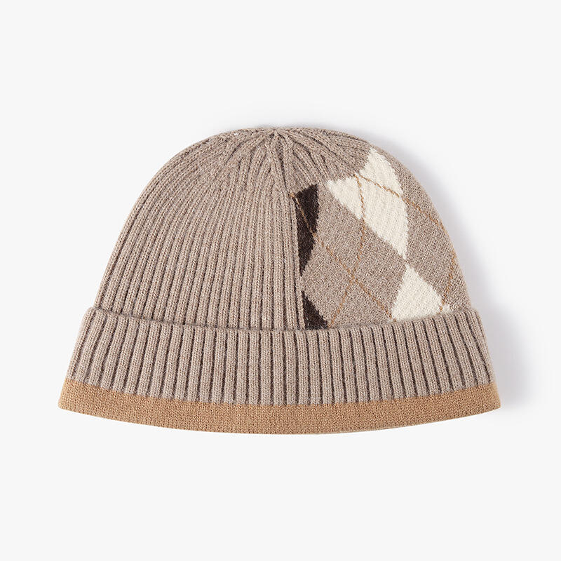 Topi rajutan beanie jacquard