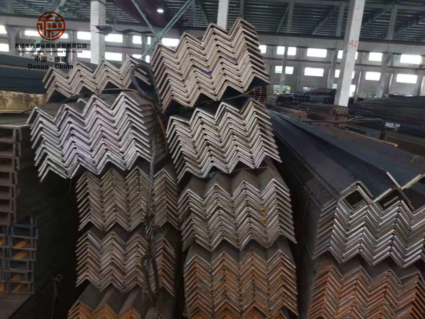 Customized Size 30 x 30 x 5 Angle Steel Mild Steel Equal Carbon Angle Price manufacture