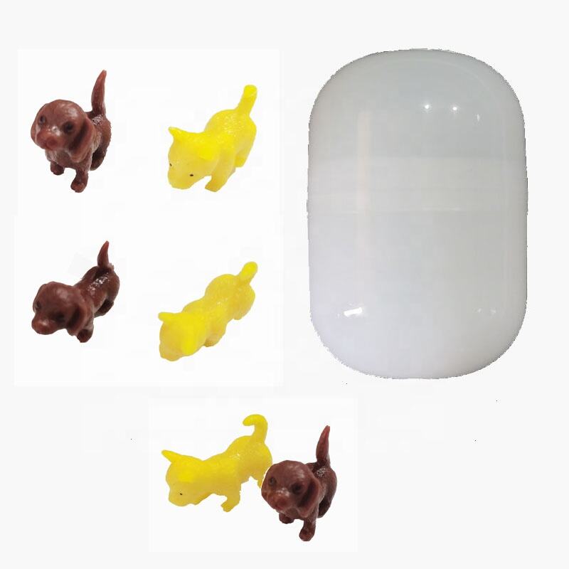 2024 new animal plastic mini capsule equipped pet toys mini dog toys customized plastic capsule toys factory