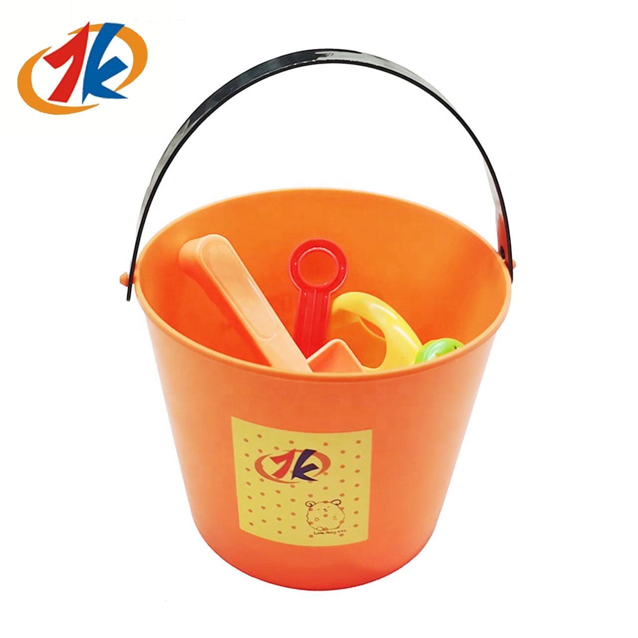 2024 new summer game set promotion gift plastic beach sports bucket tools toy supplier