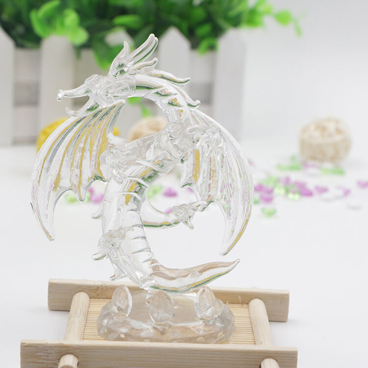 Handmade Chinese lampwork glass dragon figurine details