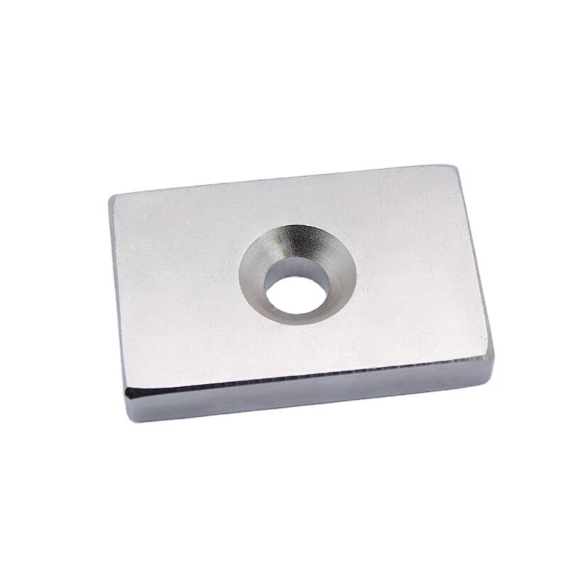 N52 Rare Earth Rectangular Neodymium Magnet with Countersunk Hole manufacture