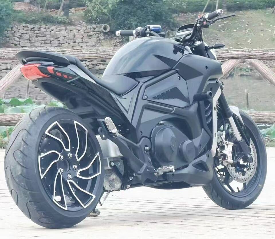 2024 High-Speed Electric Motorcycle 8000W High Power Pilot 72V150Ah Large Capacity Long Life Battery 140 Yards Range Sports factory