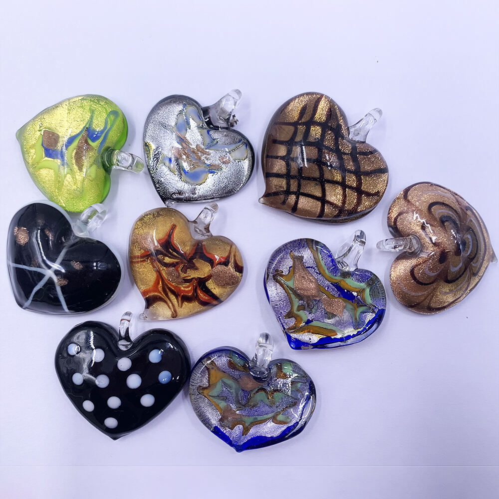 Best Selling Valentines Mix Irregular glass heart DIY glass Pendants for Necklace Pendant factory