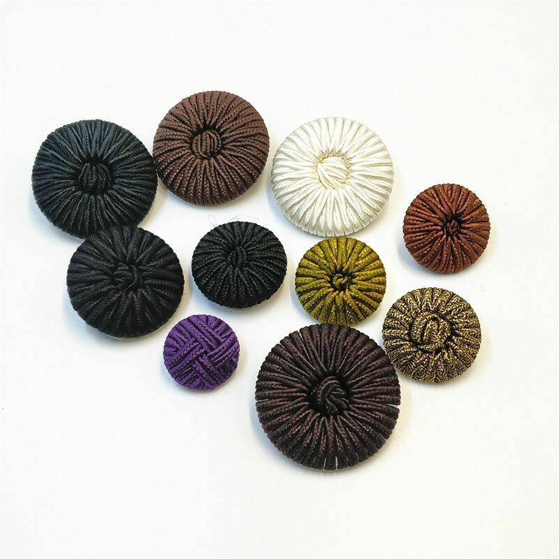 Traditional style cheap sew on fabric self cover shank button