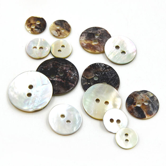 China manufactures custom 2holes seashell akoya agoya shell button