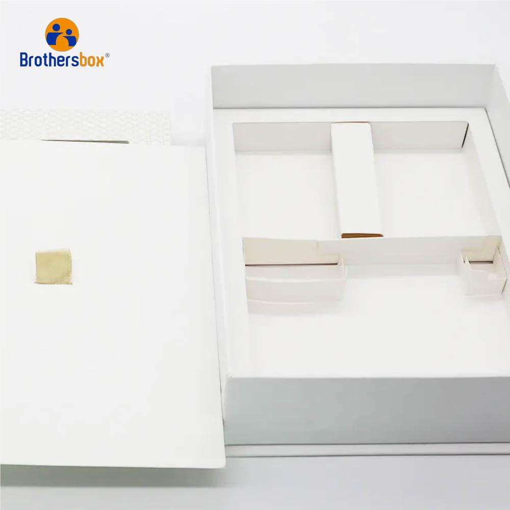 custom cosmetic boxes wholesale