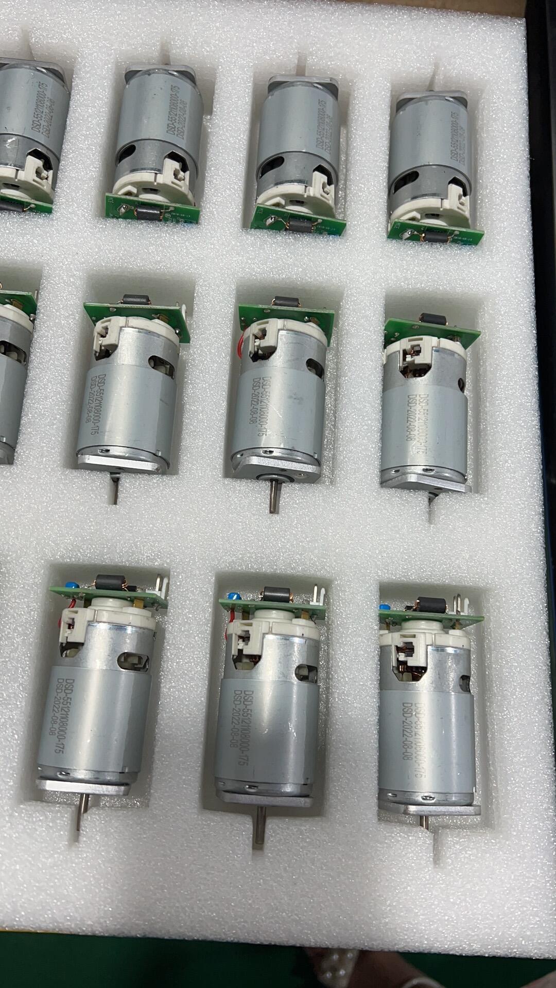 DSD 37mm DC Gear Motor 520 528 555 12V 24V High Quality High Torque Spur Geared DC Motor supplier