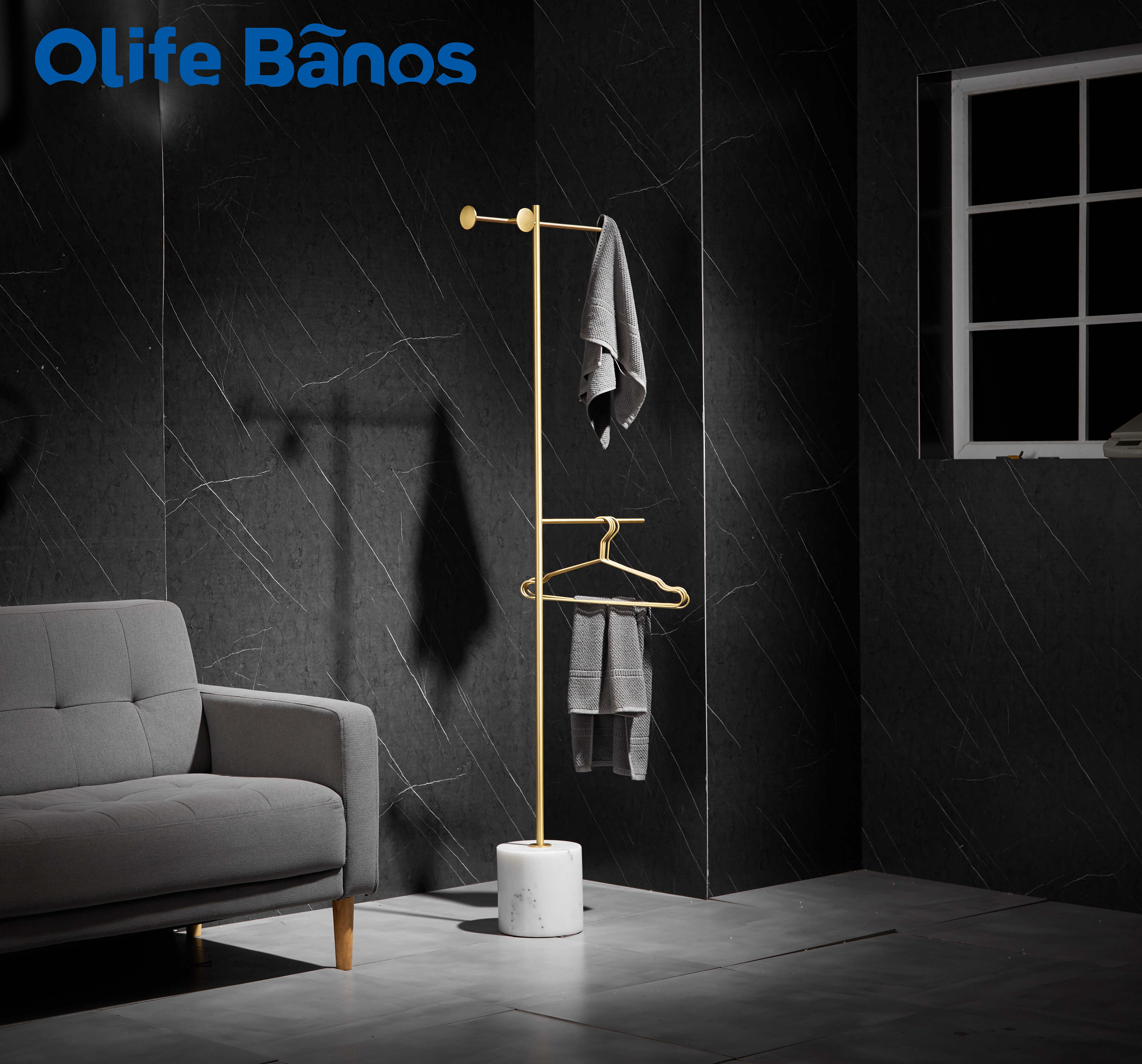 Home Golden Floor Hanger Bedroom Rock Plate Coat Luxury Metal Hanger Rack Vertical Clothes Hanger With Marble Stone supplier