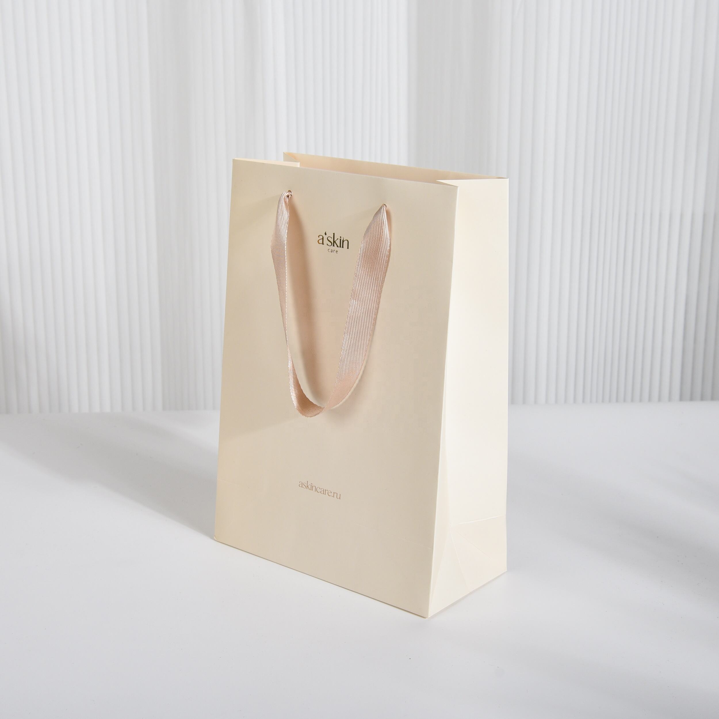 Customized Paper Gift Bag With Handles, Paper Bag Thank You Bags for Boutique, Personalizadas Bolsas de papel kraft al por mayor manufacture