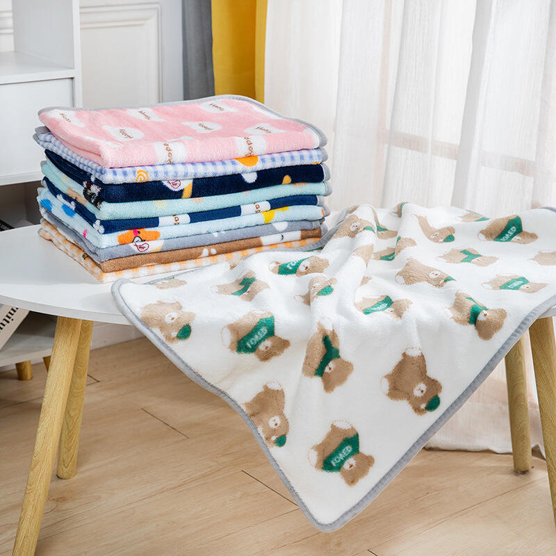 Super Soft Custom Printed Washable Dog Blanket Fluffy Blankets for Dogs factory