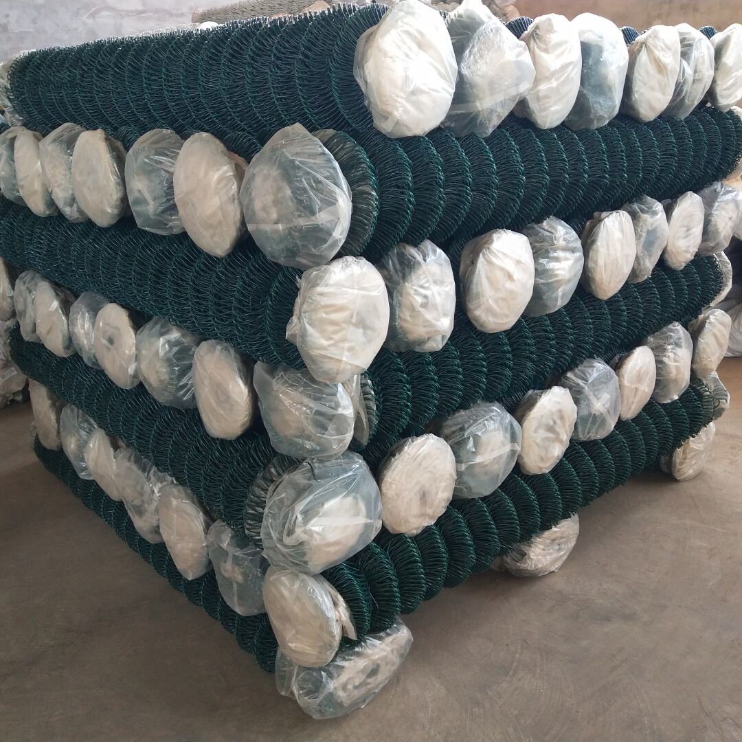 Pvc Coated/Galvanized Chain Link Fence With Good Quality manufacture