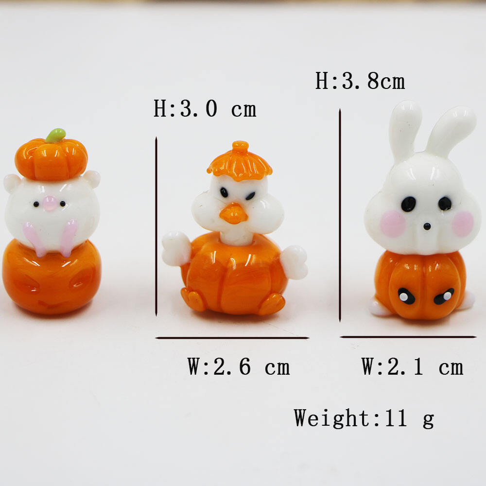 Factory Wholesale Handmade Custom Halloween Blow Glass Pumpkin Decor Ghost Festival details