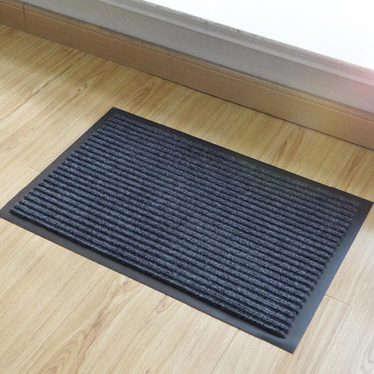 Polyester surface striped floor mat, high-quality PVC backing anti slip bottom, door mat for entry factory