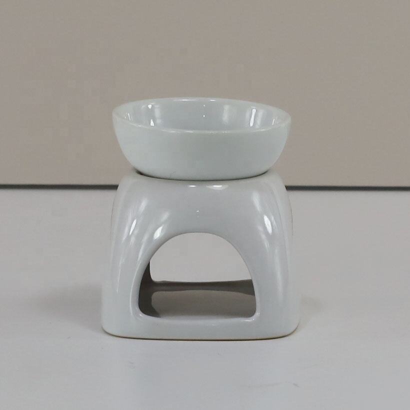 Custom cheap price fragrance aromather porcelain personalized essential oil burners hands wax burner ceramic supplier