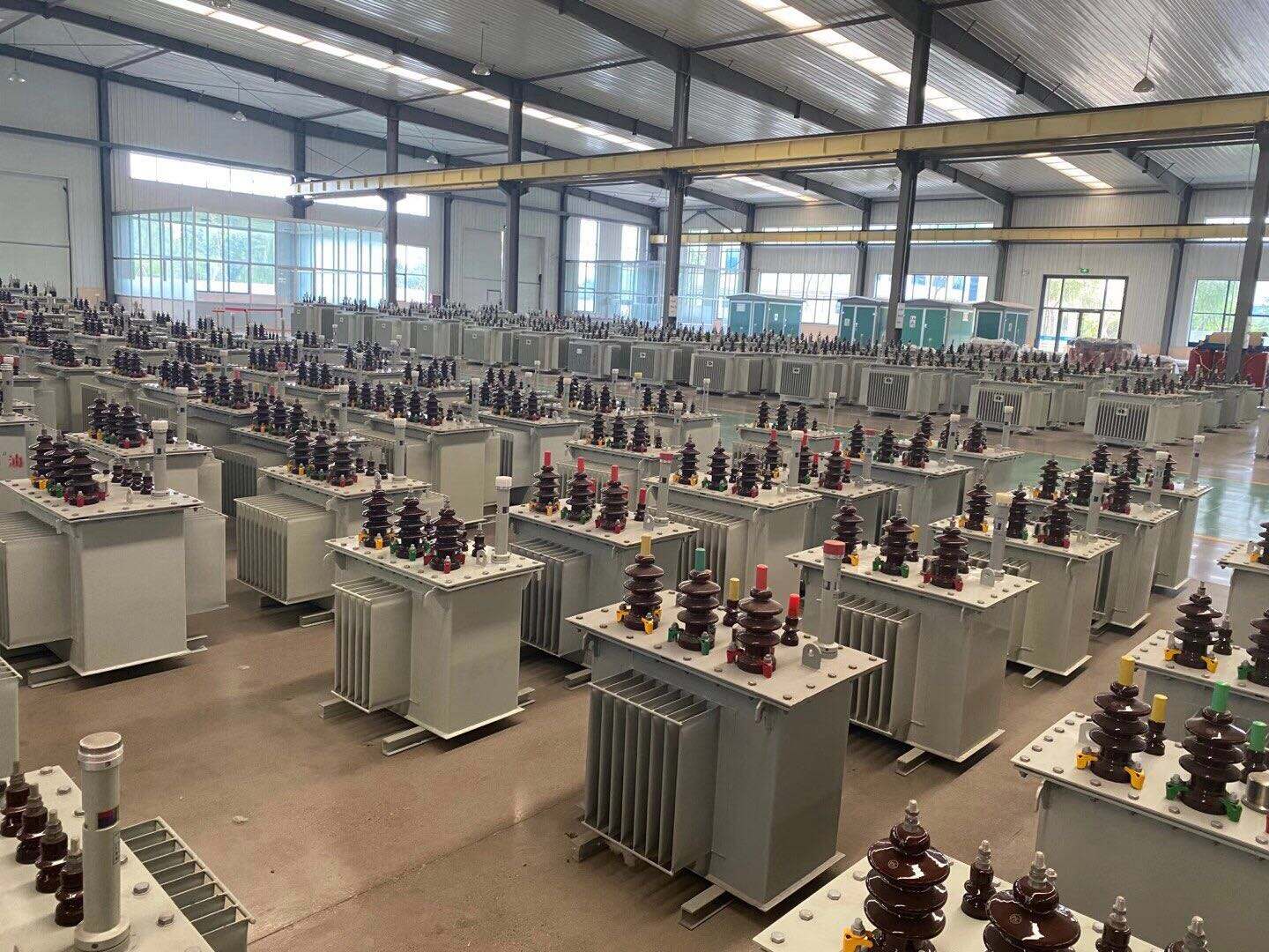 Hot Selling 3 Phase 315kVA 13.2kV 13.8kV 15kV to 400v 415v 460v Oil Filled Transformer factory