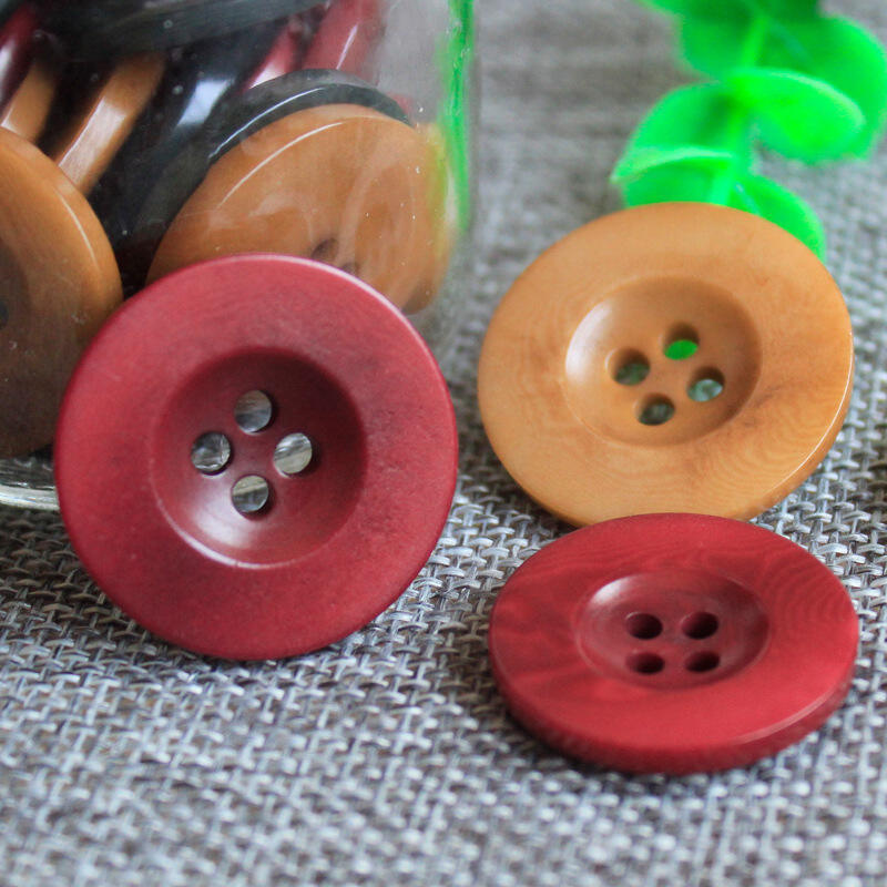 Eco friendly 4 hole garment natural corozo button for coat