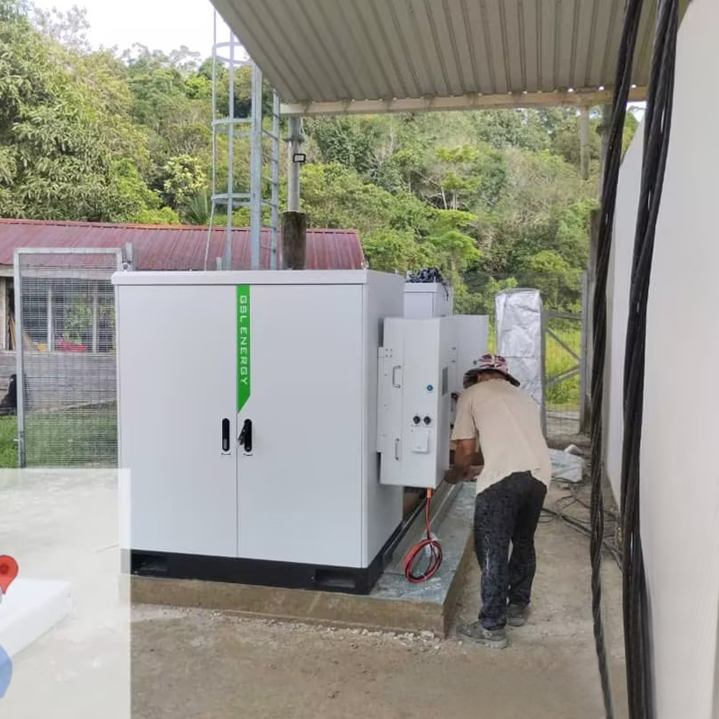 Soluções de energia renovável para escolas rurais na Malásia pela GSL Energy