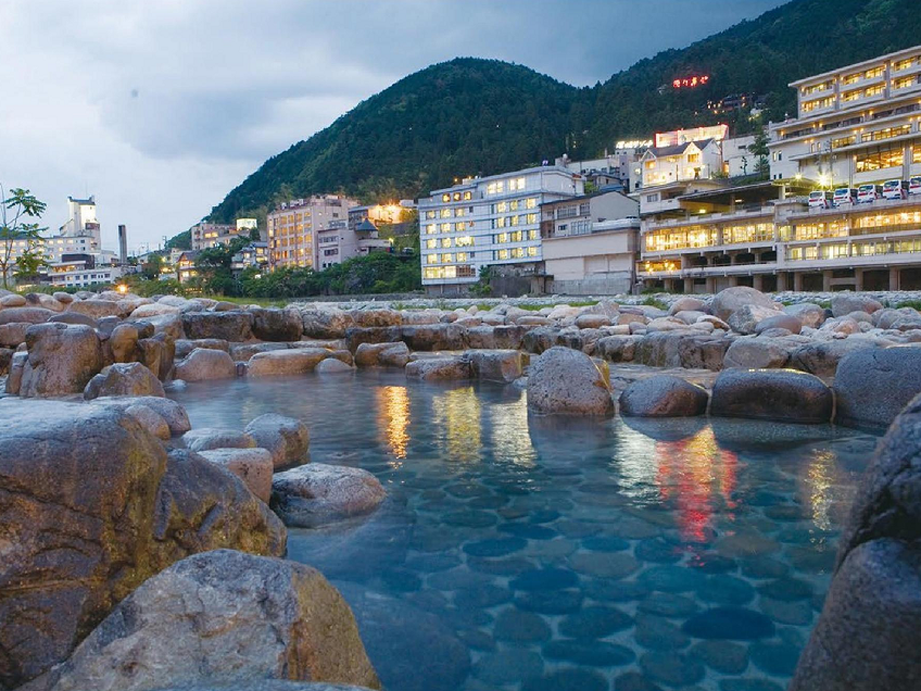 Leading online supplier of high-quality natural stone materials