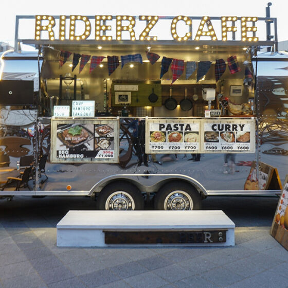 FEATURES AND ADVANTAGES