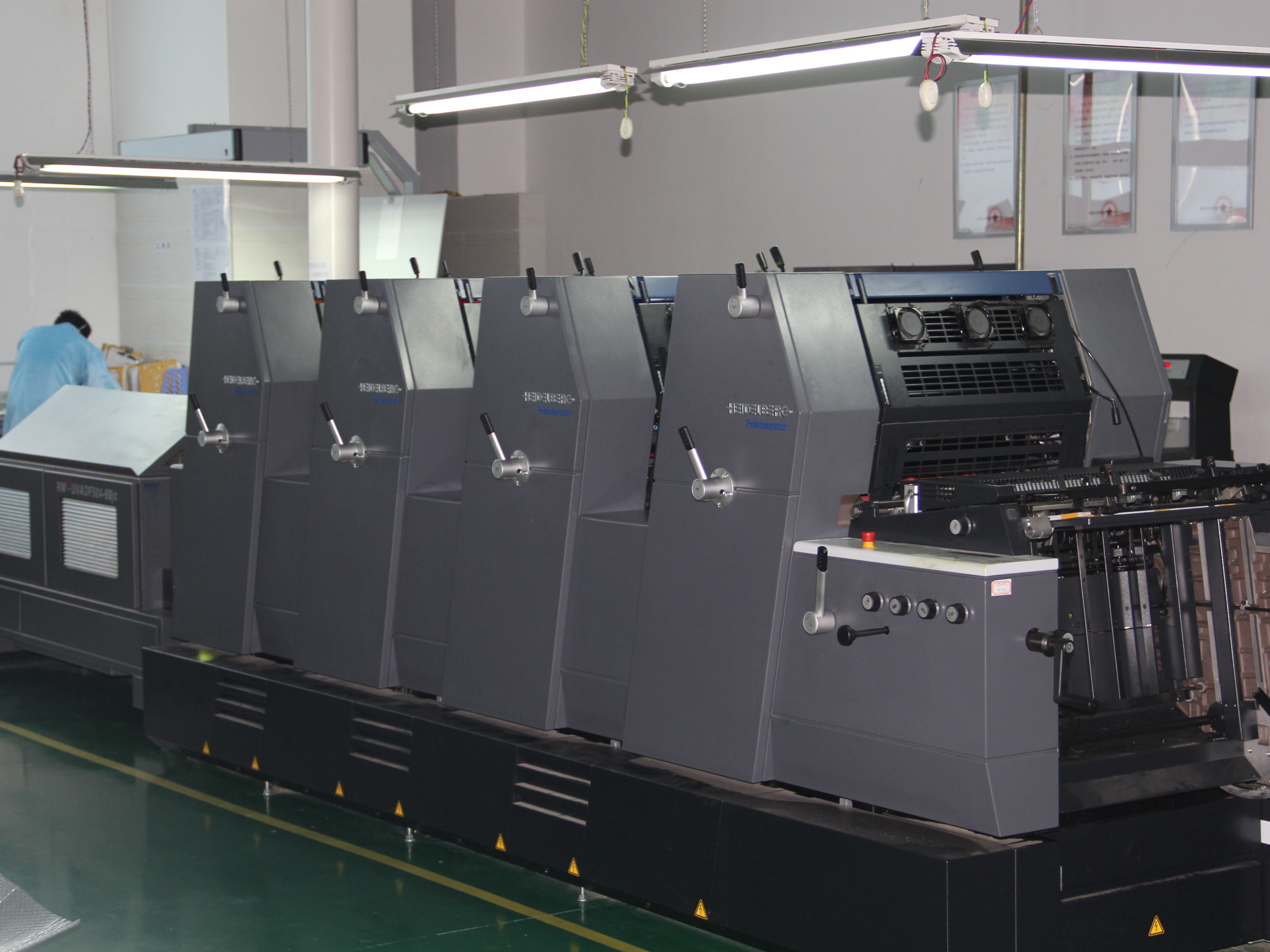 Impression offset CMYK Heidelberg pour cartes RFID