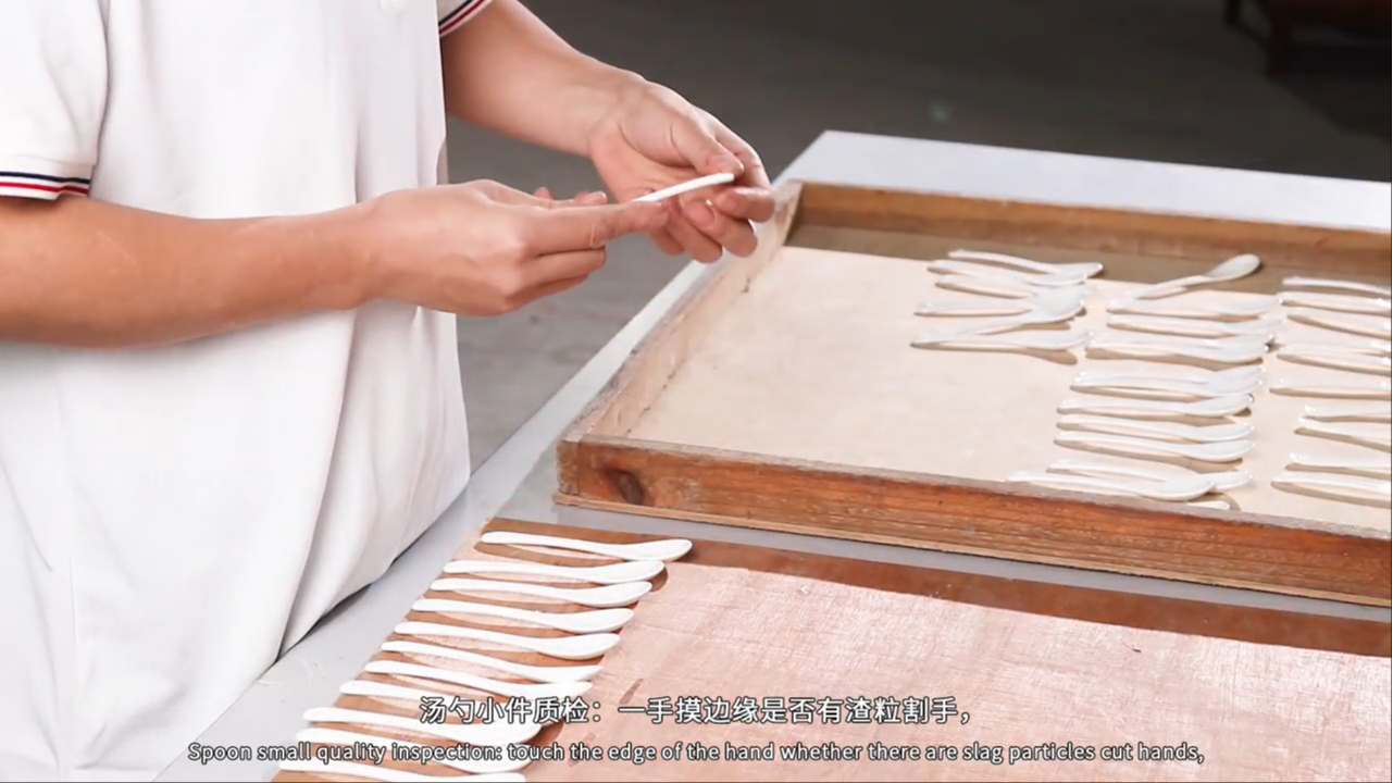 Spoon small quality inspection