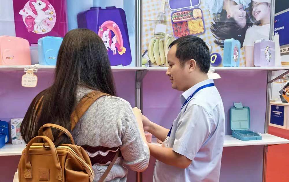 CHINA ( INDONESIA ) TRADE FAIR